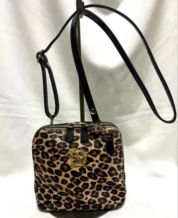 플라테지 숄더백 레오파드 무늬