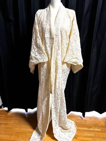 레이스 기모노 크림색 옐로우 컬러 꽃무늬
