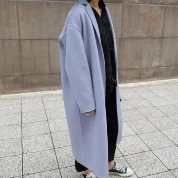 라이트 블루 롱 코트 노카라