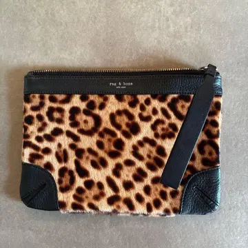 rag & bone 레오파드 무늬 퍼 클러치백