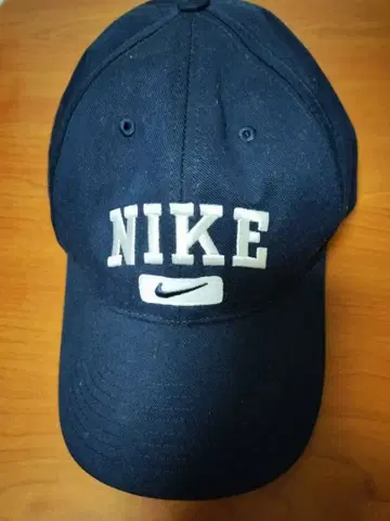 NIKE 네이비 캡
