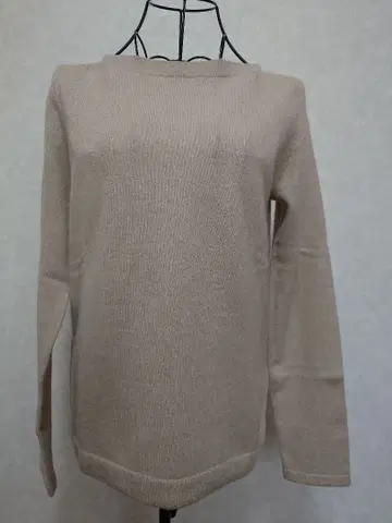 캐시미어 100% 베이지 크루넥 긴팔 니트