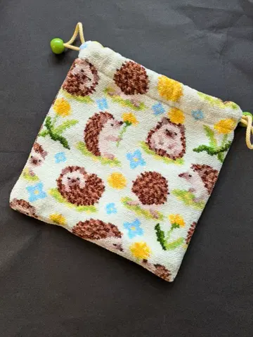 따끔따끔 고슴도치 패턴 러브러리 바이 페이 복조리