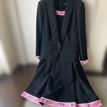 레오나르 셋업 사이즈 40