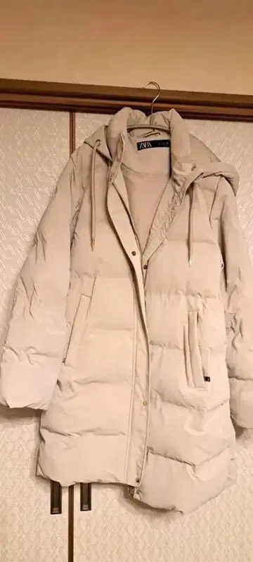 ZARA 후드 부착 베이지 롱 코트