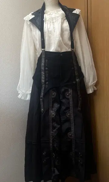 오즈 앙제 로 산펜더 부착 와이드 팬츠