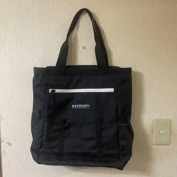 언더아머 블랙 토트백