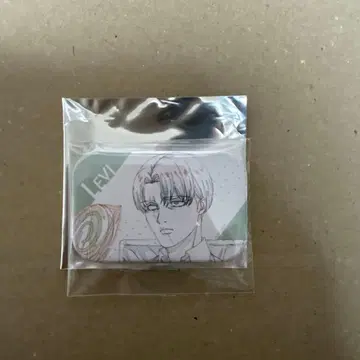 진격의 거인 리바이 원화 스퀘어 캔뱃지 컬렉션