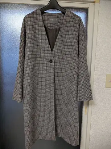 A day in the life 체크 무늬 롱 코트 36