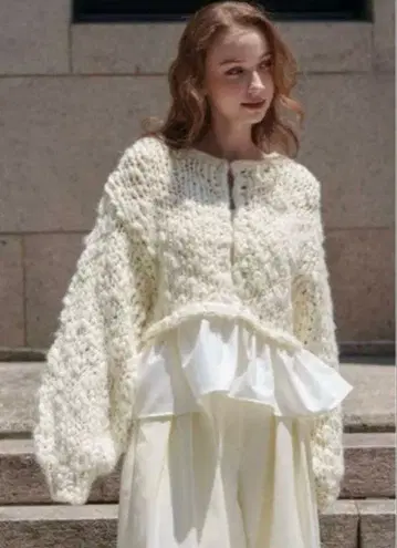 Acka. frill hand knit cardigan