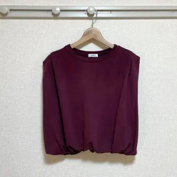 [ 새상품급 ] LOWRYSFARM(로리즈팜) 벌룬 풀오버 티셔츠