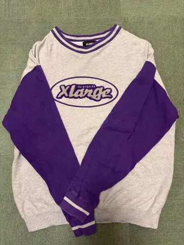 XLARGE 그레이/퍼플 트레이닝복 M 가격 인하 협상 가능