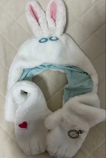 디즈니 화이트 토끼 팬 캡