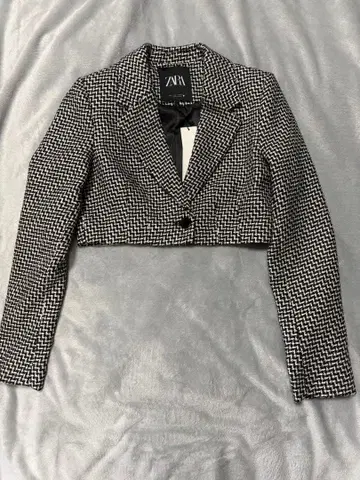[ 새상품 ] ZARA 테일러드 자켓 숏 기장 올 패턴 S