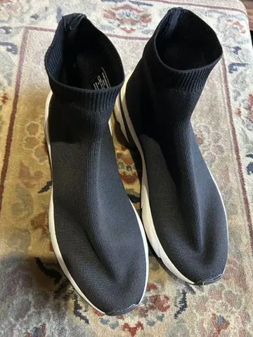 ZARA 삭스 스니커즈 택 포함