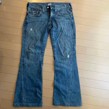 트루 릴리전 JOEY row31 seat33