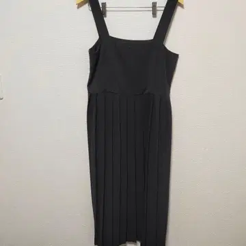 자라 플리츠 오버롤 스커트 블랙