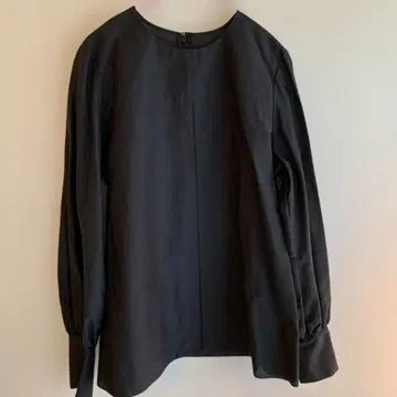 [ 별주 ] REMI RELIEF / Sweat Crew Neck