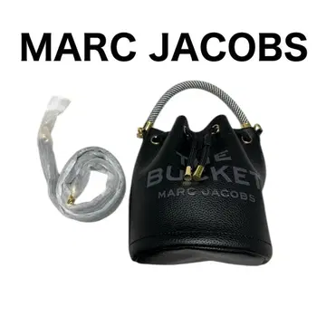 MARC JACOBS 더 레더 버킷 백 블랙