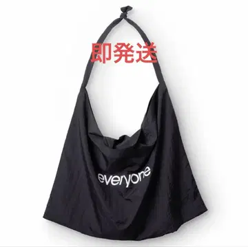 [ 미개봉 즉시 발송 ] everyone 나일론 빅 숄더백 블랙