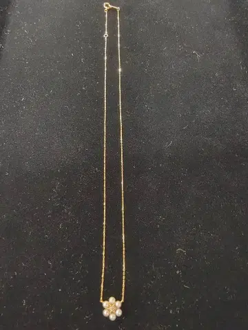 K10 골드 꽃 모양 펄 목걸이