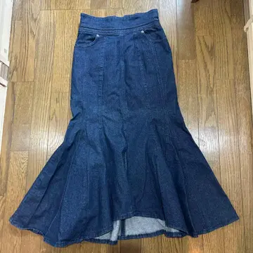 LILY BROWN 오가닉 머메이드 스커트