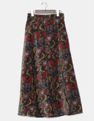 차이하네 벨로라 스커트 블랙