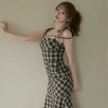 정품 [ andMary ] Cecily check long dress