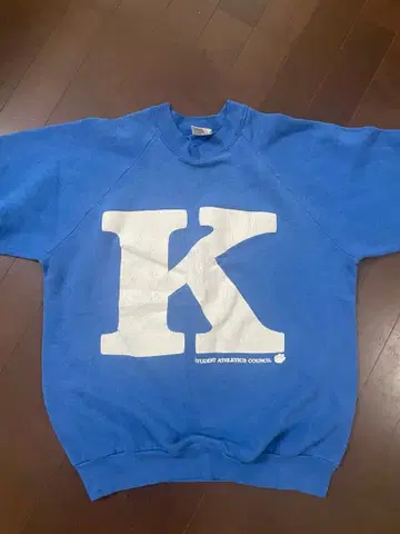 파란색 스웨트 셔츠 M 프린트