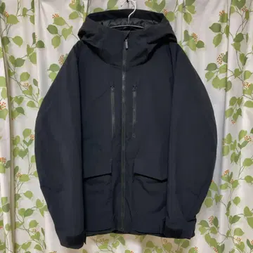 유니클로 하이브리드 다운 후드티 (3D 컷) 네이비 S 449723