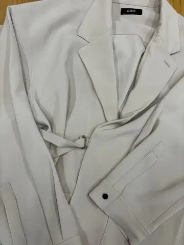 Kuupy 베이지 테일러드 자켓 셋업 M 사이즈