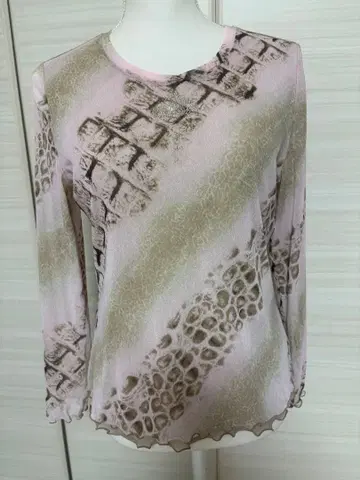 이타리야 긴팔 상의 핑크 베이지