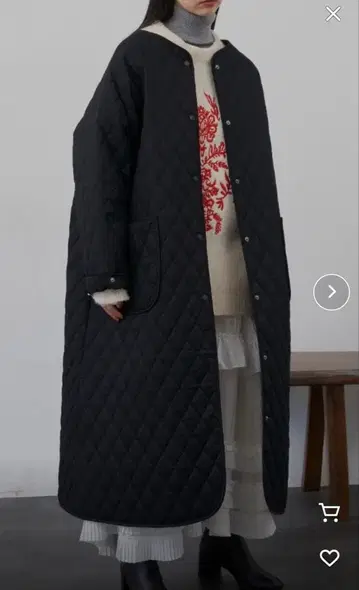 Libra Cue 퀼팅 볼륨 코트