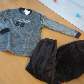 미사용 새상품 룸웨어 퍼지 파자마 LL 방한 대책 퍼지 파자마