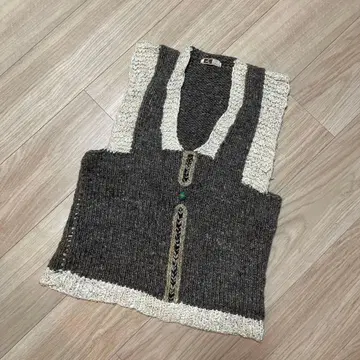 세일 중 유나이티드 애로우즈 Jodi Arden 손뜨개질 니트 베스트