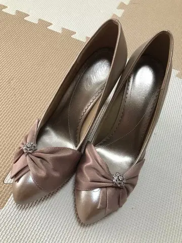 미사용 새상품 클라임 clime 하이힐 샴페인 골드 펌프스