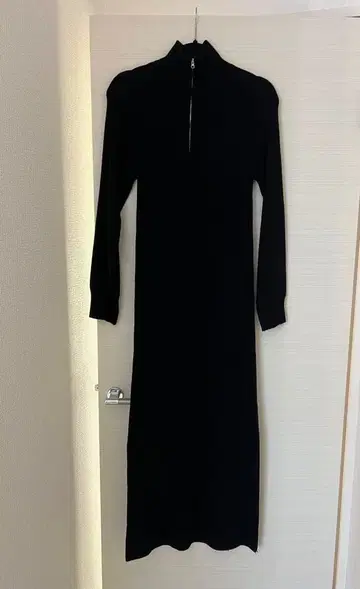 EMODA 하프 지퍼 롱 원피스