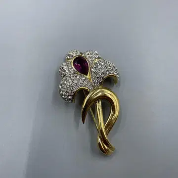 20 빈티지 니나리치 엘레강트한 꽃 디자인의 브로치