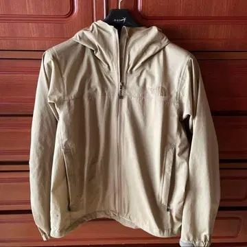 THE NORTH FACE 마운틴 파카 베이지