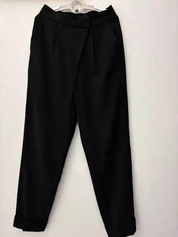 [ 새상품 ] LAGUNAMOON 테이퍼드 팬츠 블랙