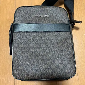 MICHAEL KORS 브라운 모노그램 숄더백