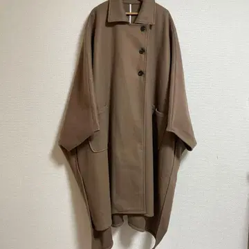 베이지 판초 스타일 코트