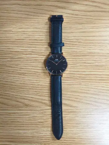 DW 손목시계 블랙 가죽