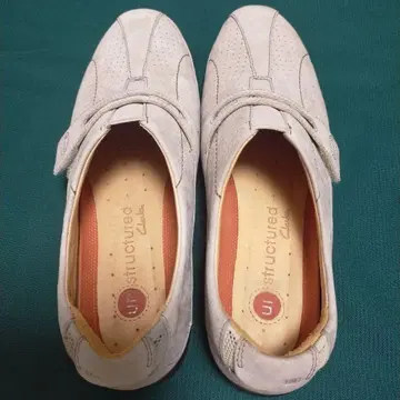 Clarks unstructured 스웨이드 미사용