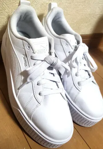 푸마 통굽 스니커즈