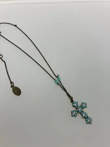 미하엘 네그린 크로스형 펜던트 목걸이