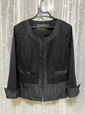 BODYDRESSING 블랙 7부 소매 자켓