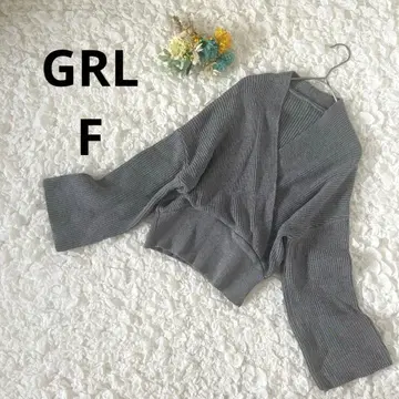 그레일 니트 카슈쿨 볼륨 슬리브 숏 기장 차콜 그레이