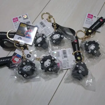 만박 회장 한정판 산리오 블랙 미야쿠미야쿠 키링 6개 세트 흑백