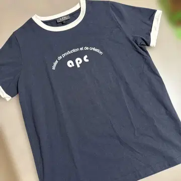A.P.C. 네이비 로고 반팔 티셔츠 L 사이즈